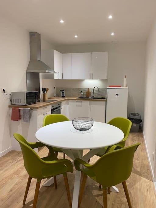 Leslielou T2 Apartment La Ciotat Bagian luar foto