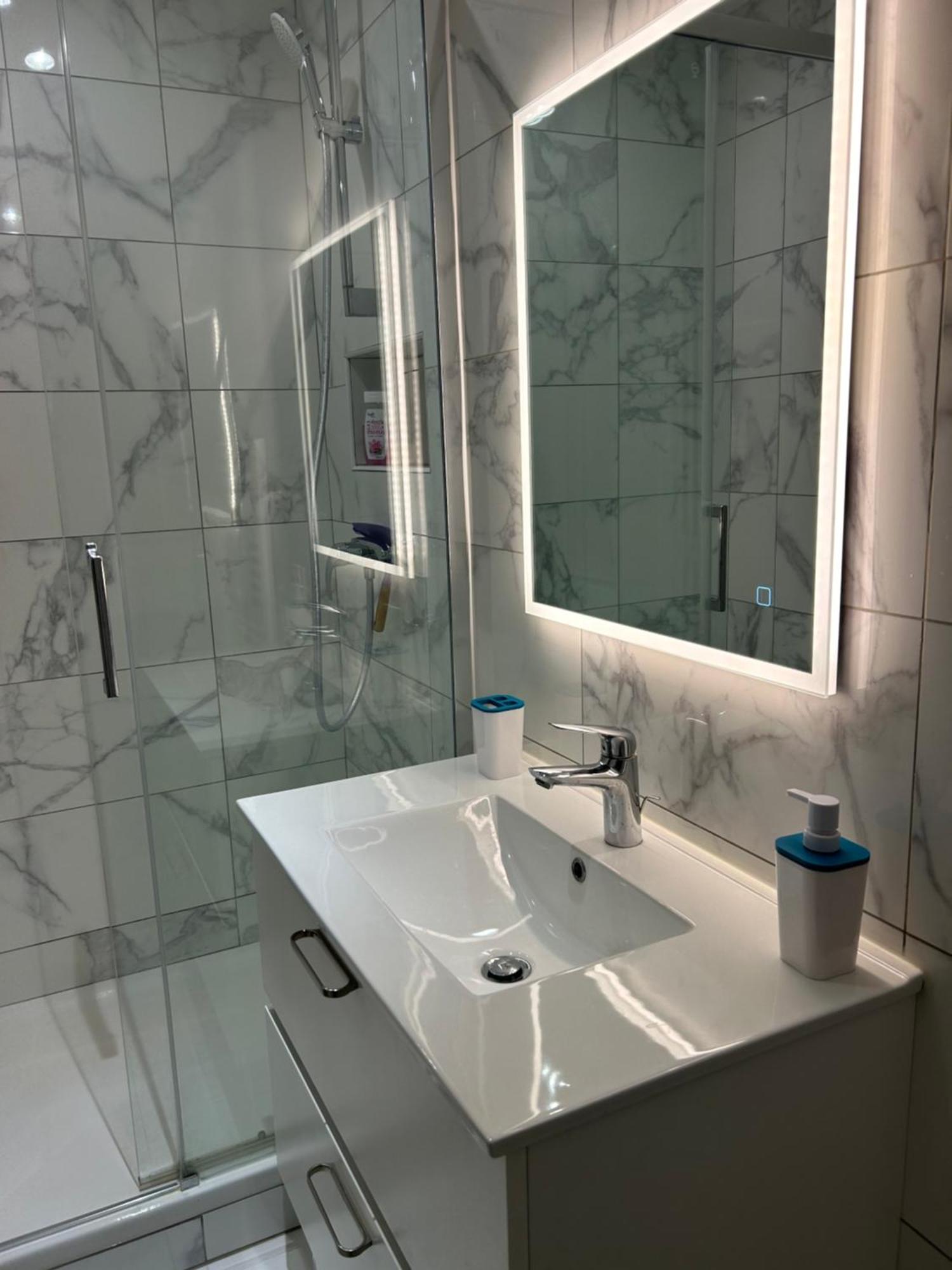 Leslielou T2 Apartment La Ciotat Bagian luar foto